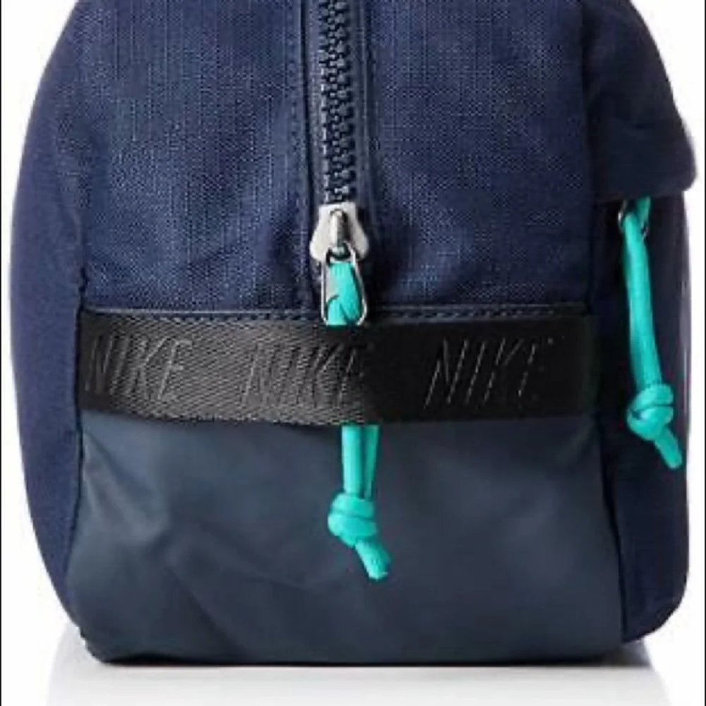 Nike Sport 13L Golf Shoe Bag/Tote NWT - Navy blue